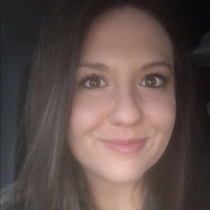 Meet your Posher, Gabby